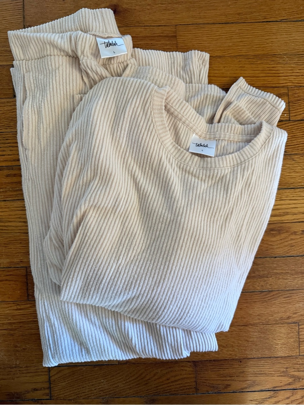 Talulah Ribbed Lounge Set - Cream